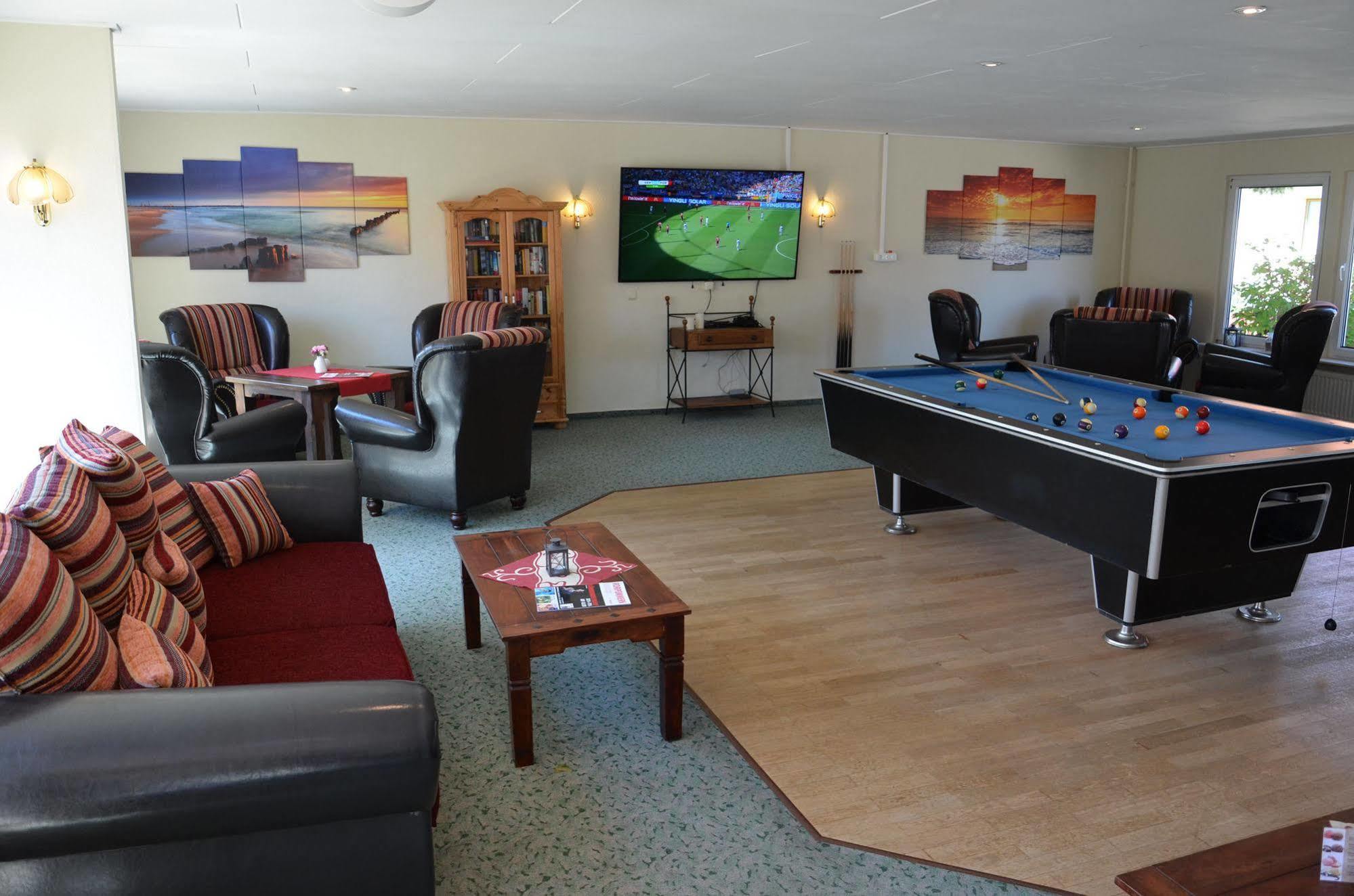 Hotel Pommerscher Hof Zinnowitz Luaran gambar