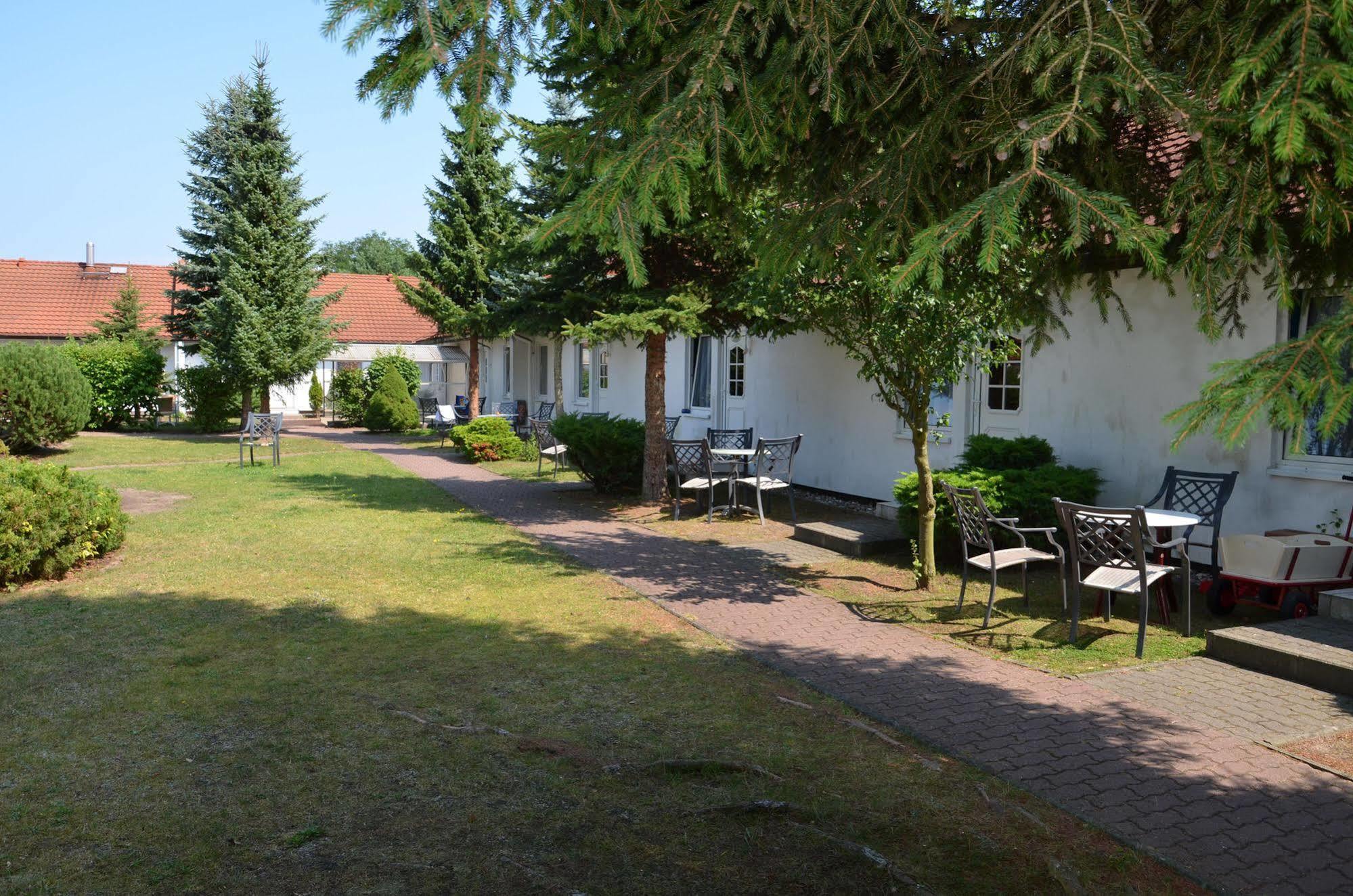 Hotel Pommerscher Hof Zinnowitz Luaran gambar