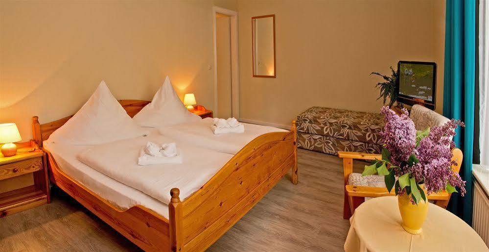 Hotel Pommerscher Hof Zinnowitz Luaran gambar